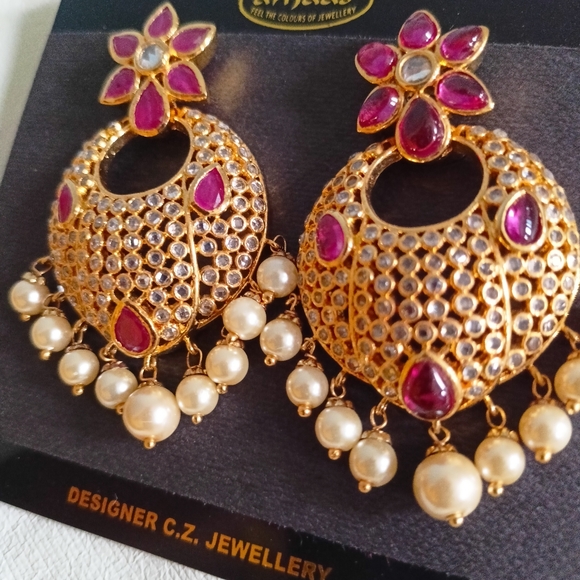 Jewelry - Cz big earrings
